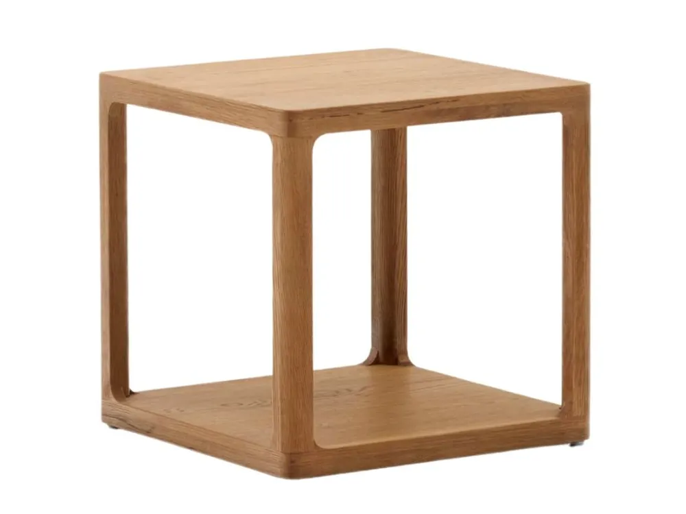 Dubový odkládací stolek Kave Home Maymai 50 x 50 cm Koupit Online