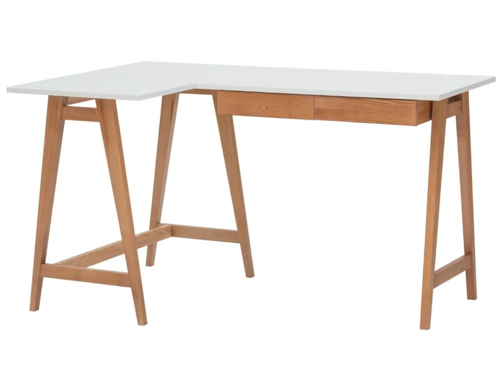 Bílý lakovaný rohový pracovní stůl RAGABA LUKA 135 x 85 cm s dubovou podnoží, levý Tovární Cena
